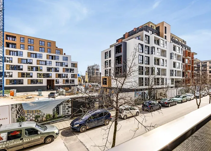 Lea In Park * Plovdiv